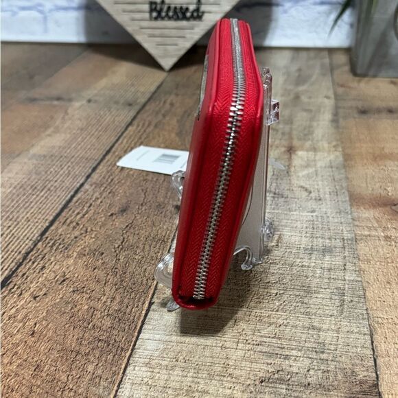 NEW STEVE MADDEN Red Zip Around Wristlet Wallet - Picture 8 of 11